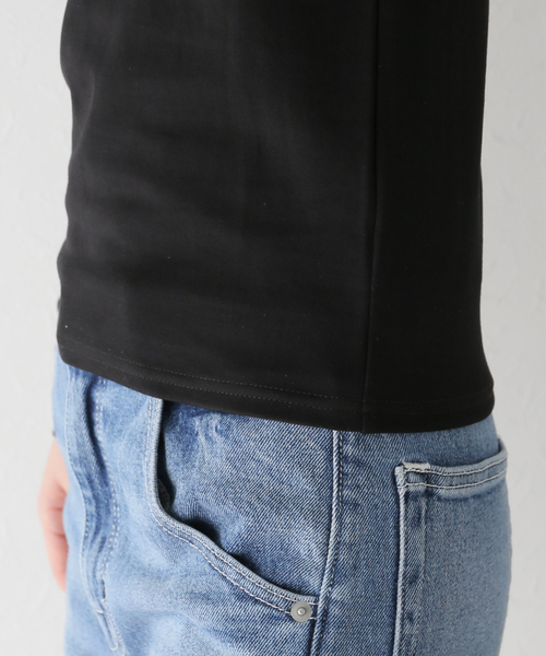 U by SPICK&SPAN（ユーバイスピックアンドスパン）の「フロントスカラカットソー（Tシャツ/カットソー・レディース・ブラック/ホワイト・FREE）」の3枚目の写真