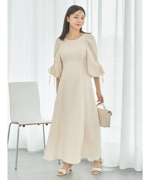 earth music&ecology（アースミュージックアンドエコロジー）の「袖ボリュームフレアワンピース（ワンピース・レディース・パープル/アイボリー・M/S）」の9枚目の写真