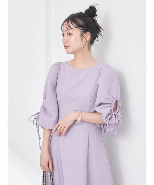 earth music&ecology（アースミュージックアンドエコロジー）の「袖ボリュームフレアワンピース（ワンピース・レディース・パープル/アイボリー・M/S）」の19枚目の写真