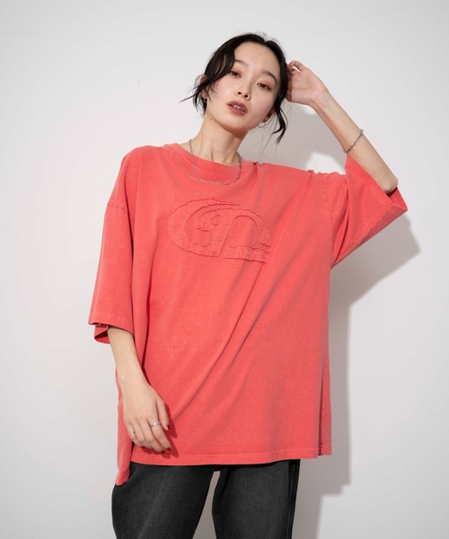 WEGO(ウィゴー)の「WEGO/ピグメントダメージアップリケT(Tシャツ/カットソー・メンズ・レッド/ブルー/ベージュ/スミクロ・MEDIUM/LARGE)」の11枚目の写真