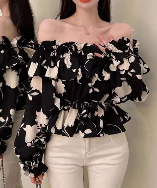 GEMEDA(ジェメダ)の「オフショルダー花柄ブラウス(シャツ/ブラウス・レディース・ブラック/ホワイト・M)」の11枚目の写真