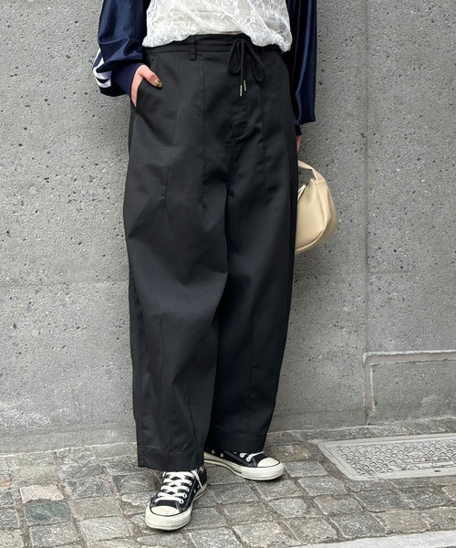 CIAOPANIC(チャオパニック)の「【ユニセックス】カーブワイドチノパンツ(チノパンツ・レディース・ブラック/ベージュ/グレー/オレンジ・MEDIUM/LARGE)」の11枚目の写真