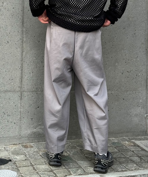 CIAOPANIC(チャオパニック)の「【ユニセックス】カーブワイドチノパンツ(チノパンツ・レディース・ブラック/ベージュ/グレー/オレンジ・MEDIUM/LARGE)」の19枚目の写真