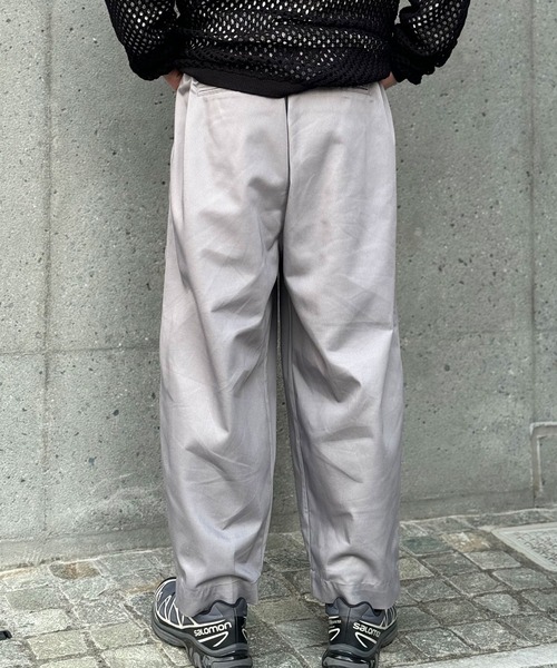 CIAOPANIC(チャオパニック)の「【ユニセックス】カーブワイドチノパンツ(チノパンツ・レディース・ブラック/ベージュ/グレー/オレンジ・MEDIUM/LARGE)」の22枚目の写真