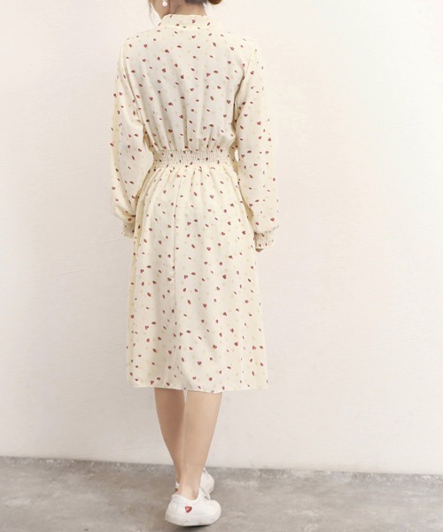 Miniministore（ミニミニストア）の「小花柄ボウタイワンピース ハイウエスト（ワンピース・レディース・ライトイエロー/ネイビー/ライトベージュ・FREE）」の7枚目の写真