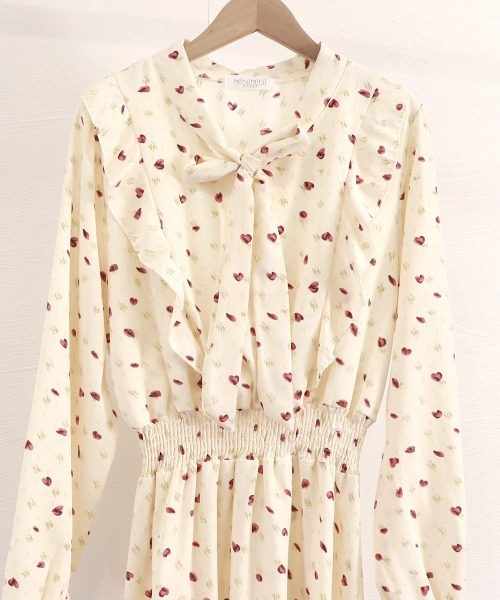 Miniministore（ミニミニストア）の「小花柄ボウタイワンピース ハイウエスト（ワンピース・レディース・ライトイエロー/ネイビー/ライトベージュ・FREE）」の10枚目の写真