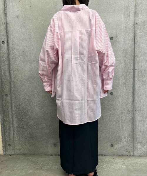 byYOUANCE（バイユアンス）の「ｶﾗｰｽﾄﾗｲﾌﾟBIGｼｬﾂ（シャツ/ブラウス・レディース・グリーン/ピンク/ネイビー・MEDIUM）」の16枚目の写真