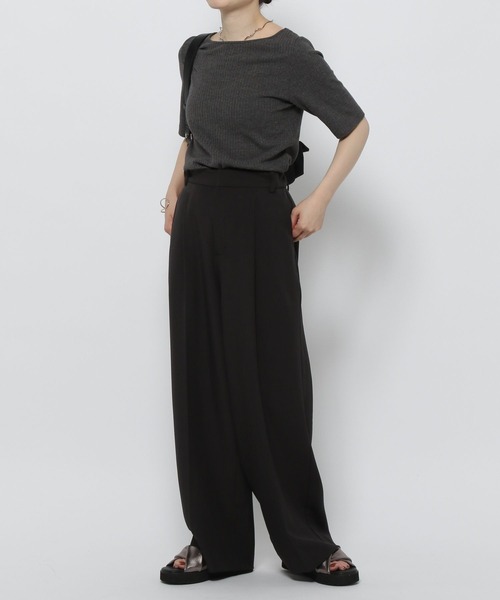 GLOBAL WORK(グローバルワーク)の「高山直子さんコラボ/リネンライクタックワイドパンツ/991916/EiiS(スラックス・レディース・スミクロ/ベージュ・SMALL/X-SMALL)」の21枚目の写真