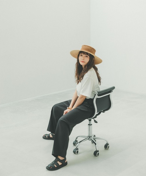 GLOBAL WORK(グローバルワーク)の「高山直子さんコラボ/リネンライクタックワイドパンツ/991916/EiiS(スラックス・レディース・スミクロ/ベージュ・SMALL/X-SMALL)」の8枚目の写真