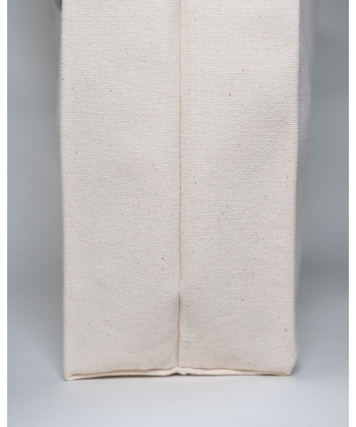 68&brothers（シックスティエイトアンドブラザーズ）の「Tote Bag "O&P"（トートバッグ・メンズ・ナチュラル・X-LARGE）」の4枚目の写真