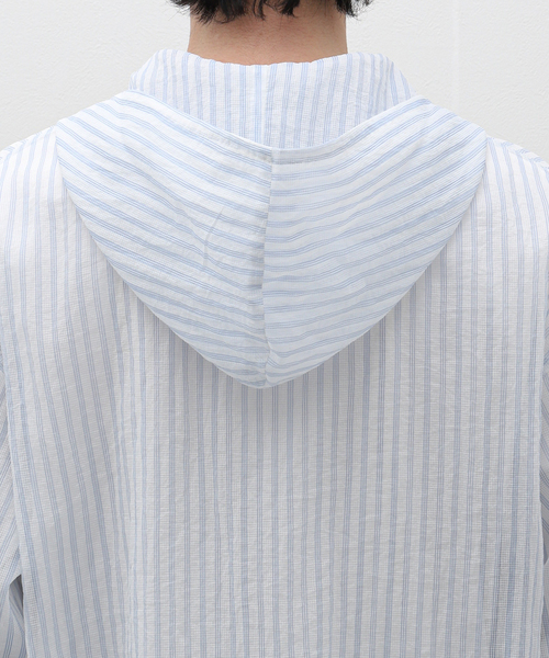 EDIFICE LA BOUCLE（エディフィスラブークル）の「迷迭香 (マンネンロウ) for BOUCLE 別注 ストライプメッシュパーカ（パーカー・メンズ・サックスブルー/ホワイト・FREE）」の8枚目の写真