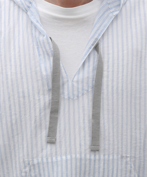 EDIFICE LA BOUCLE（エディフィスラブークル）の「迷迭香 (マンネンロウ) for BOUCLE 別注 ストライプメッシュパーカ（パーカー・メンズ・サックスブルー/ホワイト・FREE）」の12枚目の写真