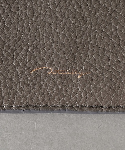 Actually（アクチュアリー）の「本革カードケース（カードケース・レディース・イエロー/グリーン・フリー）」の6枚目の写真