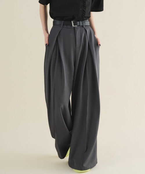 MERLOT（メルロー）の「フロントタックワイドスラックス（スラックス・レディース・ブラック/チャコールグレー・FREE/MEDIUM）」の15枚目の写真