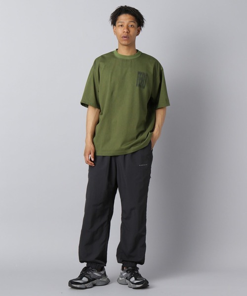NUMERALS（ヌメラルズ）の「【NUMERALS】ショートスリーブプリントTシャツ（Tシャツ/カットソー・メンズ・カーキ/ブラック/ホワイト・MEDIUM/LARGE）」の9枚目の写真