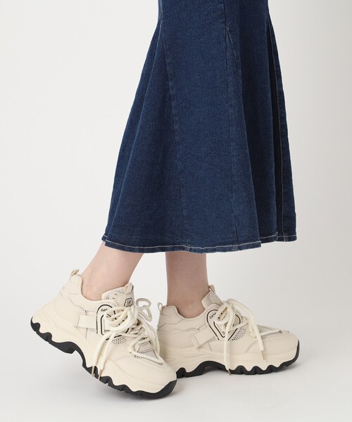 cs T&P(シーエスティーアンドピー)の「厚底メッシュハートスニーカー(スニーカー・レディース・ブラック/ベージュ・S/M/L/LL)」の12枚目の写真