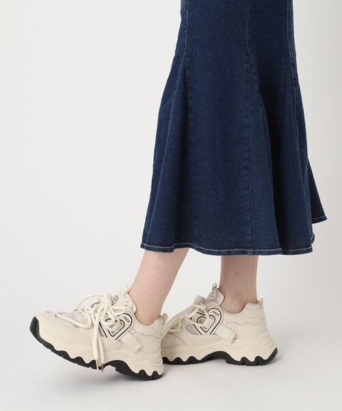 cs T&P(シーエスティーアンドピー)の「厚底メッシュハートスニーカー(スニーカー・レディース・ブラック/ベージュ・S/M/L/LL)」の4枚目の写真