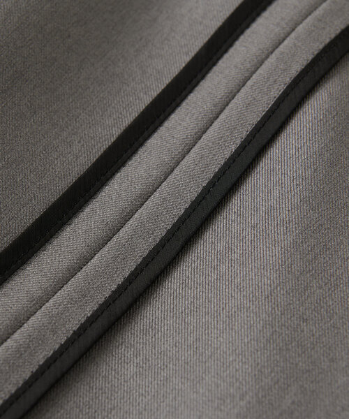 RIVE DROITE(リヴドロワ)の「【ハンサムな着こなしに】マニッシュラインパンツ(その他パンツ・レディース・グレー/モカ・38/36)」の3枚目の写真