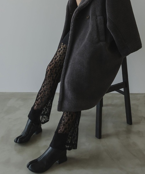 rectangle(レクタングル)の「レースフレアレギンス(その他パンツ・レディース・ブラック/アイボリー・FREE)」の2枚目の写真