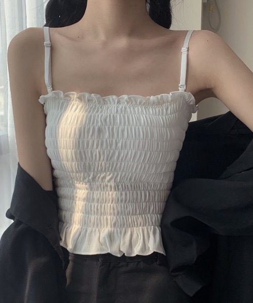 GORGE(ゴージ)の「《シャーリング×メロウフリル》レディース カップ付きキャミソール 伸縮フィット 体型カバー 春夏秋(キャミソール・レディース・オフホワイト/ブラック/ブラウン/グレー/ピンク・F)」の14枚目の写真