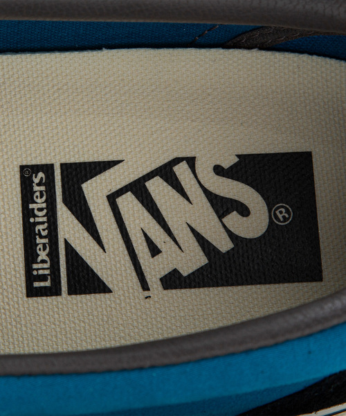 JOURNAL STANDARD（ジャーナルスタンダード）の「VANS / バンズ × Liberaiders / リべレイダース LX Slip-On Reissue 98（スリッポン・メンズ・ブラック・28.5cm/28cm/27.5cm/27cm/26.5cm/26cm/25.5cm）」の12枚目の写真