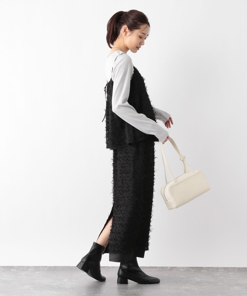 GLOBAL WORK（グローバルワーク）の「MATINEE LINE/フェザービスチェ/140508（キャミソール・レディース・アイボリー/ブラック・FREE）」の13枚目の写真