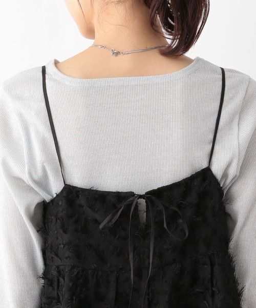 GLOBAL WORK（グローバルワーク）の「MATINEE LINE/フェザービスチェ/140508（キャミソール・レディース・アイボリー/ブラック・FREE）」の22枚目の写真