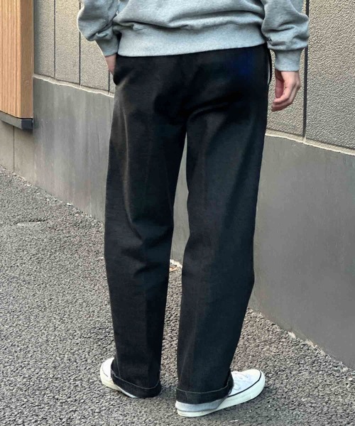 Dickies（ディッキーズ）の「【別注限定展開】【Dickies】TWILL STRETCH  CHINO PANTS/ツイルスストレッチチノパンツ（チノパンツ・メンズ・チャコールグレー/ブラック/ベージュ/ワンウォッシュ/ブラック系1・28inch/30inch/32inch/34inch/36inch）」の16枚目の写真