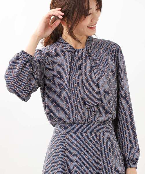 【セール】【マシンウォッシュ可／セットアップ可能】ヴィンテージプリントブラウス（シャツ/ブラウス）｜Reflect（リフレクト）