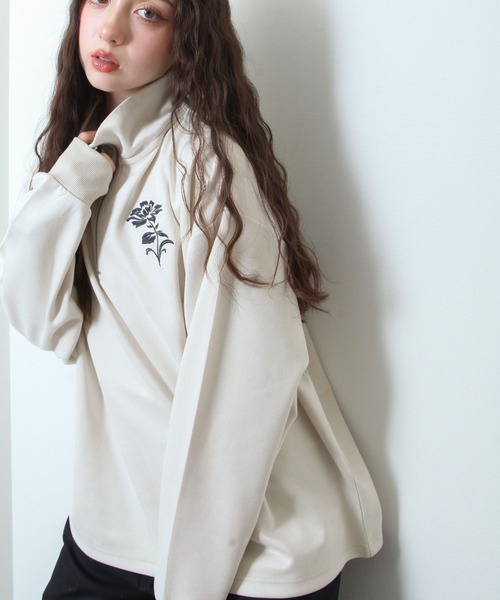 NILWAY（ニルウェイ）の「スエード ハーフジップ 長袖 薔薇 刺繍 カットソー（Tシャツ/カットソー・メンズ・チャコール/ホワイト/ライトグレー/ブラック・MEDIUM/LARGE）」の5枚目の写真