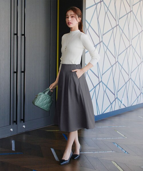 Tiaclasse（ティアクラッセ）の「メランジツイルフレアスカート（スカート・レディース・チャコールグレー/ベージュ/ブラック・S/M/L）」の20枚目の写真