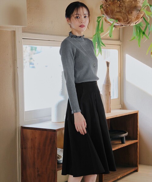 Tiaclasse（ティアクラッセ）の「メランジツイルフレアスカート（スカート・レディース・チャコールグレー/ベージュ/ブラック・S/M/L）」の10枚目の写真