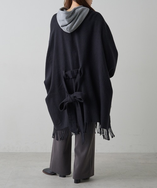 PUAL CE CIN（ピュアルセシン）の「マルチウェイウールブレンドポンチョストール（ストール/ショール・レディース・ブラック・FREE）」の8枚目の写真