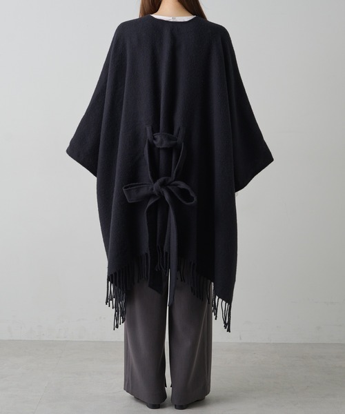 PUAL CE CIN（ピュアルセシン）の「マルチウェイウールブレンドポンチョストール（ストール/ショール・レディース・ブラック・FREE）」の11枚目の写真