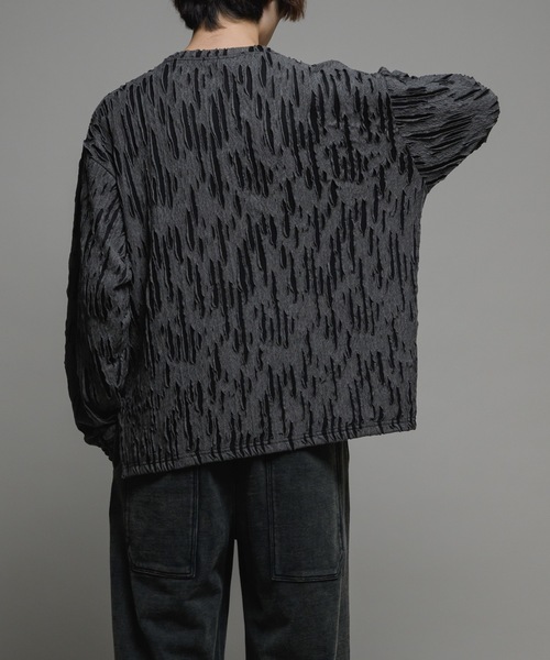CASPER JOHN（キャスパージョン）の「Striped crepe long T-shits/楊柳ロンT（Tシャツ/カットソー・メンズ・ブラック/グレー・LARGE/MEDIUM/SMALL/X-SMALL）」の6枚目の写真
