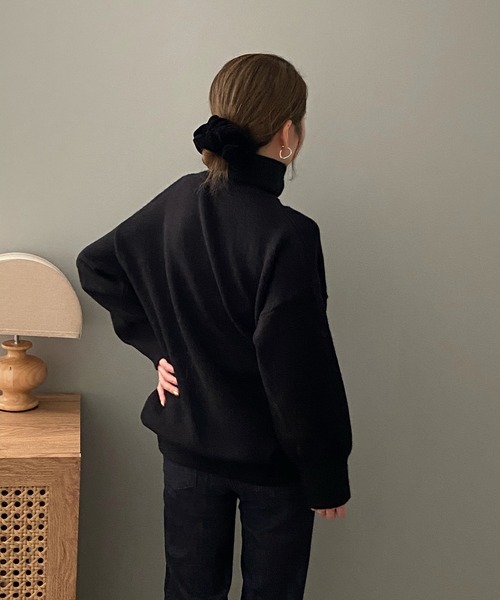 LAULEN(ローレン)の「highneck knit pullover /ハイネックニットプルオーバー(ニット/セーター・レディース・ブラック/グレー/レッド/ベージュ/アイボリー・FREE)」の9枚目の写真