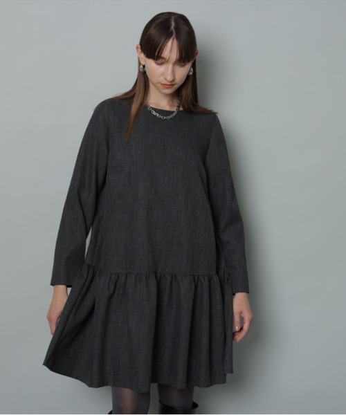 CADUNE（カデュネ）の「ローウェストミニワンピース（ワンピース・レディース・グレー/ブラック・36/38）」の3枚目の写真