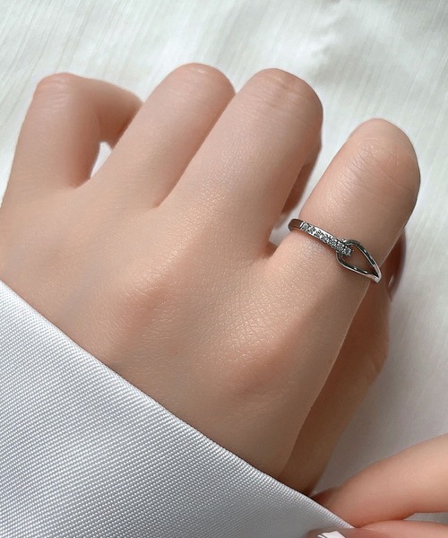 ABBEY MARKET（アビーマーケット）の「金属アレルギー対応 サージカルステンレス ニッケルフリー シンプルリング ステンレスリング K18GP 18金コーティング キュービックジルコニア（リング・レディース・シルバー/ゴールド・9号/11号/14号/16号/18号/21号）」の6枚目の写真