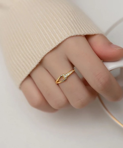 ABBEY MARKET（アビーマーケット）の「金属アレルギー対応 サージカルステンレス ニッケルフリー シンプルリング ステンレスリング K18GP 18金コーティング キュービックジルコニア（リング・レディース・シルバー/ゴールド・9号/11号/14号/16号/18号/21号）」の10枚目の写真