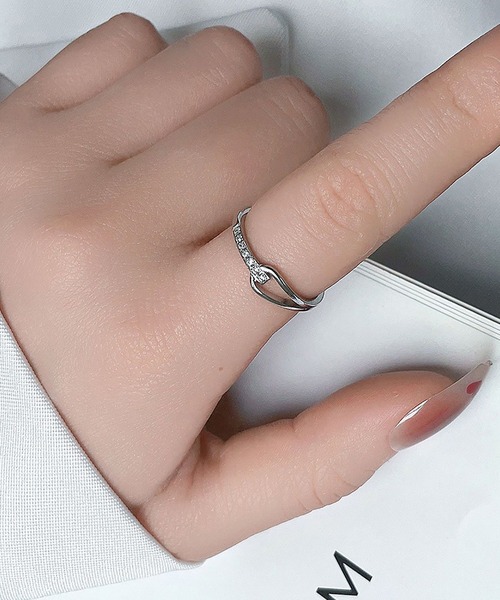 ABBEY MARKET（アビーマーケット）の「金属アレルギー対応 サージカルステンレス ニッケルフリー シンプルリング ステンレスリング K18GP 18金コーティング キュービックジルコニア（リング・レディース・シルバー/ゴールド・9号/11号/14号/16号/18号/21号）」の4枚目の写真