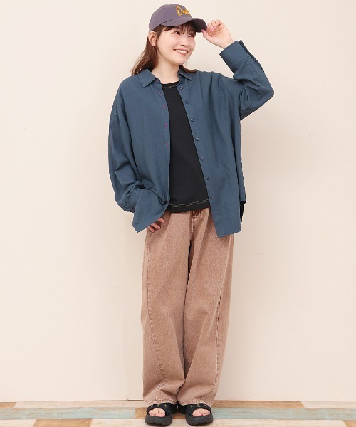 チチカカ（チチカカ）の「リネン混フロル刺繍シャツ（シャツ/ブラウス・レディース・カーキ/ナチュラル/ネイビー・FREE）」の10枚目の写真