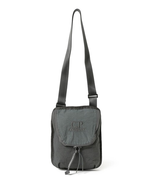 C.P. COMPANY（シーピーカンパニー）の「C.P. Company / Shoulder Bag（トートバッグ・メンズ・チャコールグレー/ブラック・ONE SIZE）」の3枚目の写真