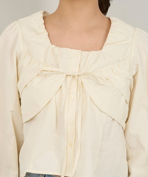 MAGASIN DE MODE Chou Chou(マガジンデモードシュシュ)の「【MAGASIN DE MODE Chou Chou】TNタフタ ビスチェレイヤード風ブラウス XNN(シャツ/ブラウス・レディース・ブラック/アイボリー/グレー・FREE)」の15枚目の写真