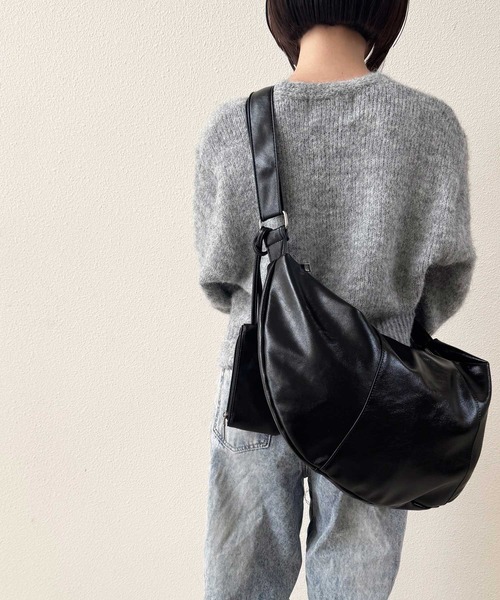 NOLITA LABORATORY（ノリータラボラトリー）の「【 NOLITA / ノリータ 】ハーフムーン メッセンジャー バッグ（ショルダーバッグ・レディース・ブラック/ブラウン/アイボリー・FREE）」の9枚目の写真