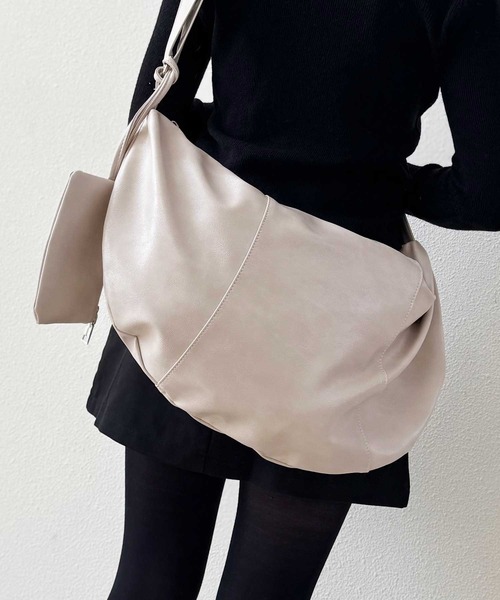 NOLITA LABORATORY（ノリータラボラトリー）の「【 NOLITA / ノリータ 】ハーフムーン メッセンジャー バッグ（ショルダーバッグ・レディース・ブラック/ブラウン/アイボリー・FREE）」の11枚目の写真