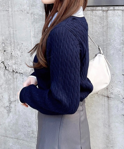 INGNI（イング）の「シャツ襟付／配色ロゴケーブルニット（ニット/セーター・レディース・グレー/アイボリー/ネイビー・M）」の19枚目の写真