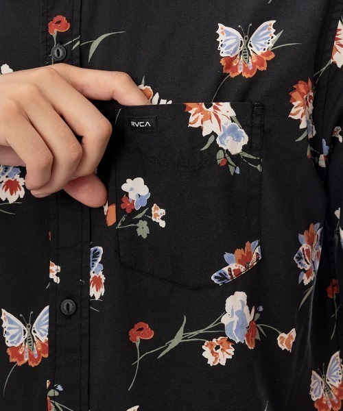 RVCA(ルーカ)の「RVCA メンズ MORNING GLORY SS 半袖シャツ 【2025年春夏モデル】ルーカ総柄半袖シャツ(シャツ/ブラウス・メンズ・ブルー系その他/ブラック系その他・X-LARGE/LARGE/MEDIUM/SMALL)」の9枚目の写真