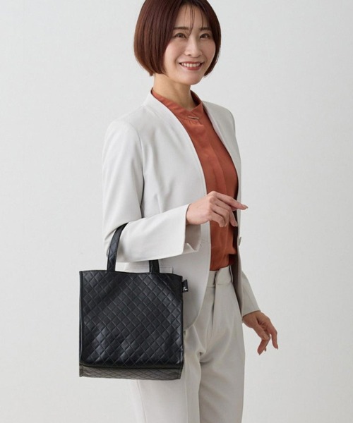 ROOTOTE(ルートート)の「ルートート / LT.スクエア.クラシック-B(トートバッグ・レディース・ブラック系その他/ブラック系その他3/シルバー系その他4/ブルー系その他5/ゴールド系その他2・FREE)」の3枚目の写真