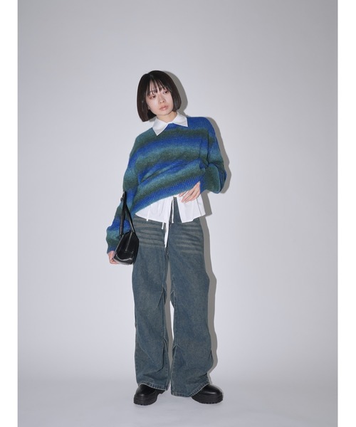 Uenui(ウニュイ)の「ボーダー グラデーション ニット オーバーサイズ(ニット/セーター・レディース・レッド/ブラック/ブルー・FREE)」の19枚目の写真