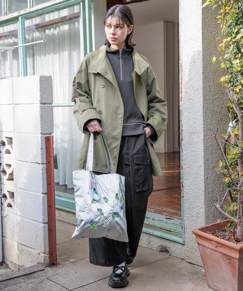 niko and（ニコアンド）の「スタンドトレンチコート（トレンチ